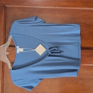 NWT Revamped Blue Ribbed Tie-Front Short Sleeve Crop Top – Size XS